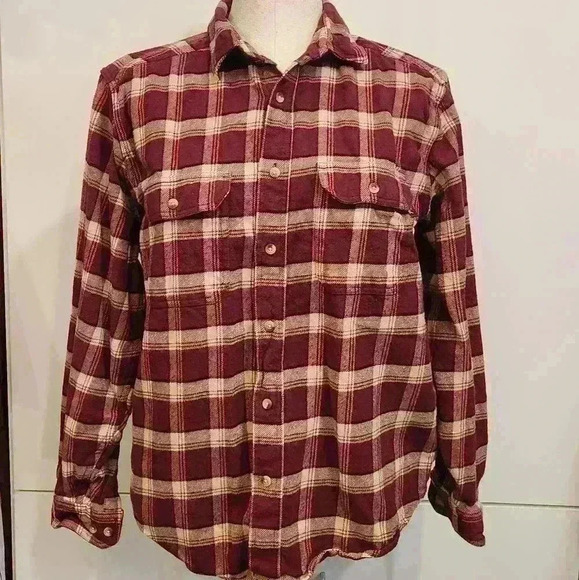 Woolrich Men's Red Plaid 100% Cotton Long Sleeve Work Shirt Size Large - Picture 1 of 9